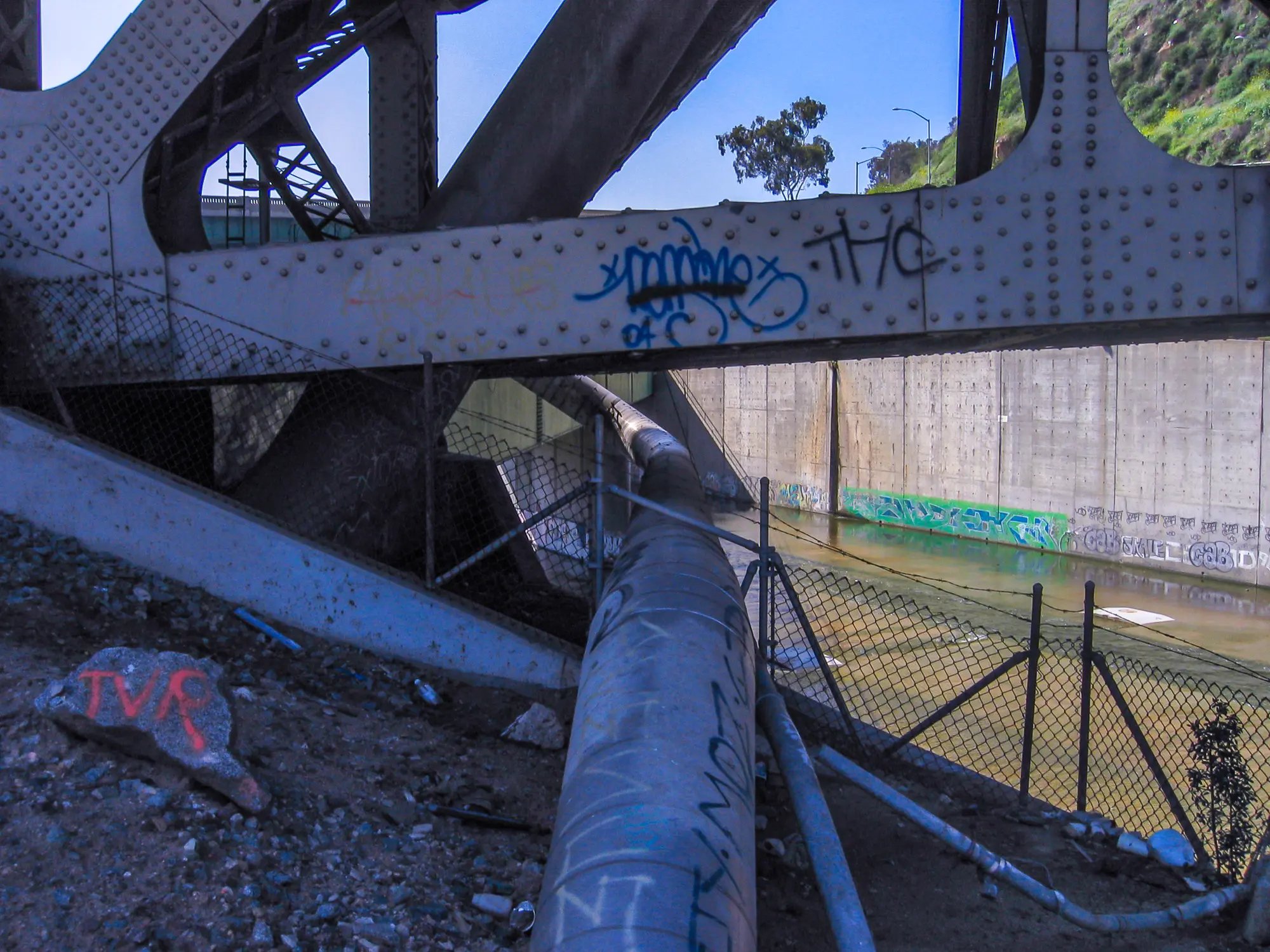 LA River, Los Angeles, 2006 · 17